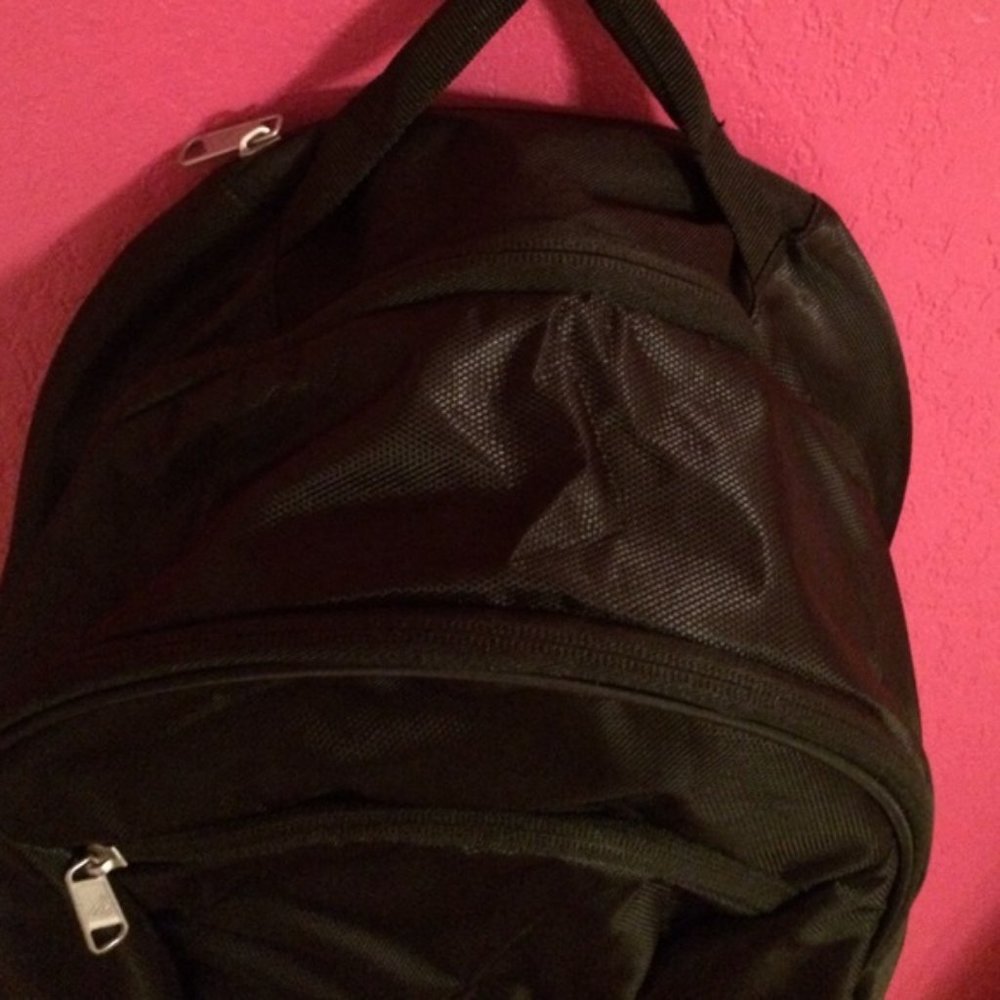 Adidas backpack - Picture 3 of 4